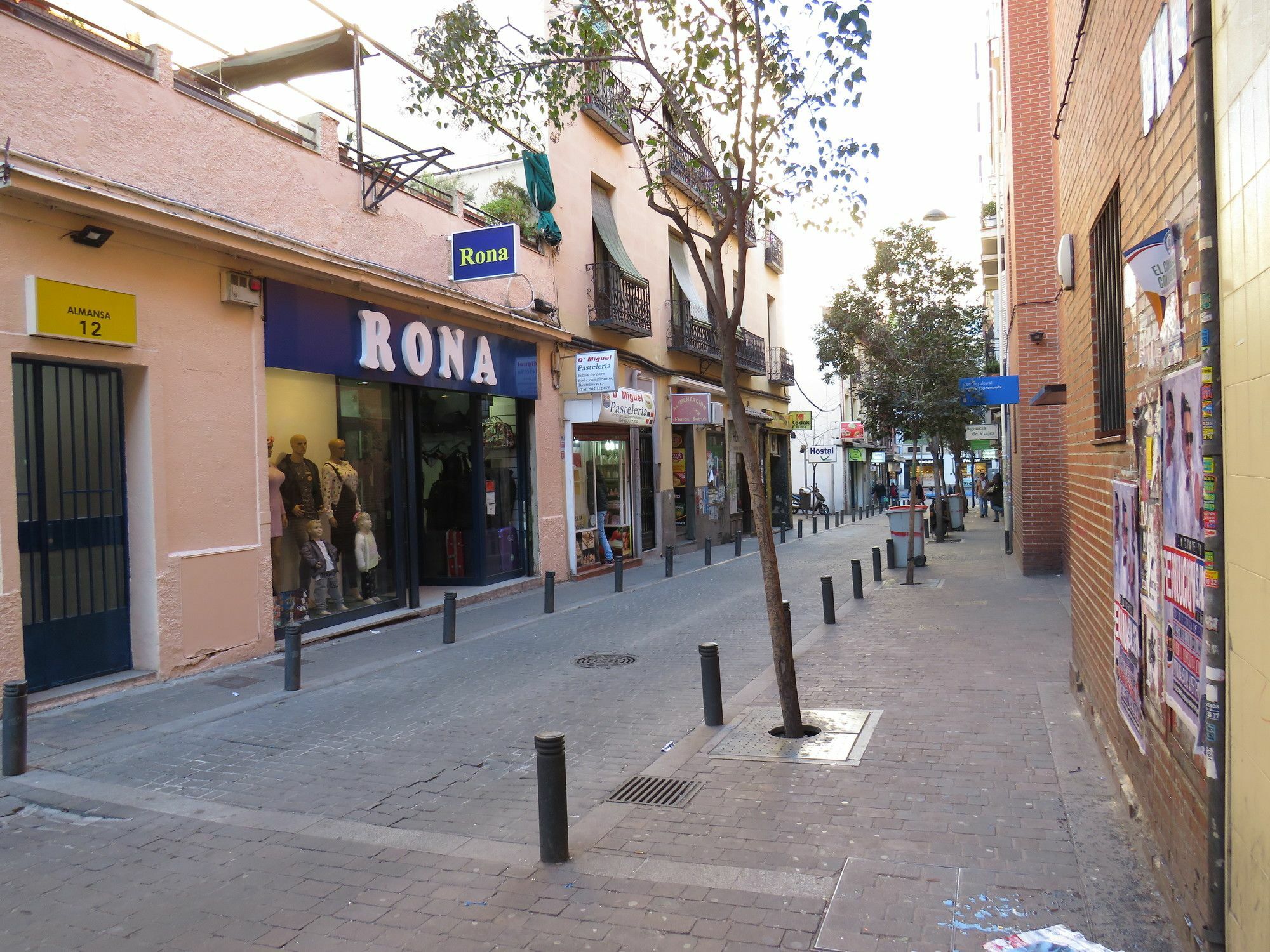 מלון מדריד Casa De Huespedes Almansa מראה חיצוני תמונה